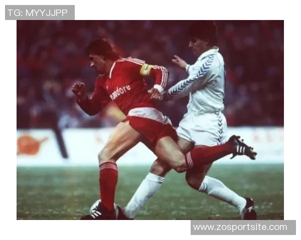 埃芬博格呼吁理性看待17岁拜仁小将卡尔的成长与发展